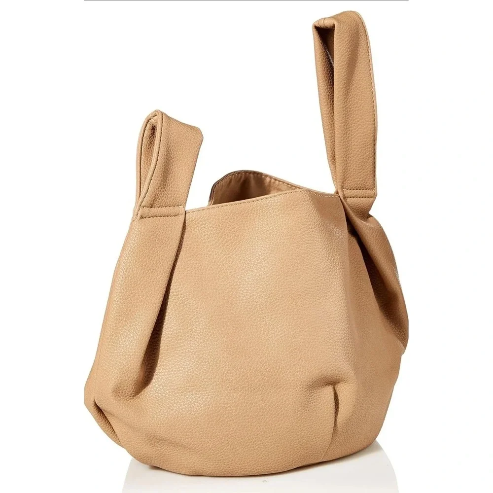 The‎ Drop Avalon Pebbled Wristlet Bag Beige Stitching Accents Open Closure Women